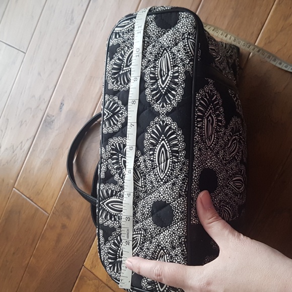Vera Bradley Black White Floral Quilted Tote Bag with Zipper - Picture 9 of 16
